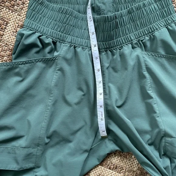 prAna Kinetic Capri Joggers - Picture 5 of 6